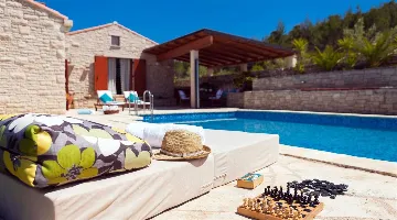 Stone Villa with Pool in Prigradica, Vela Luka