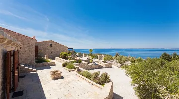 Stone Villa with Pool in Prigradica, Vela Luka