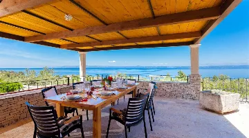 Stone Villa with Pool in Prigradica, Vela Luka