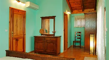 Stone Villa with Pool in Prigradica, Vela Luka