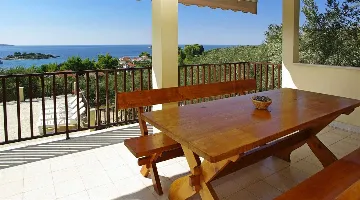 Vela Luka Air-Conditioned Villa with Private Pool