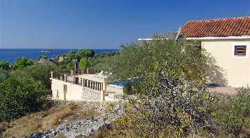 Vela Luka Air-Conditioned Villa with Private Pool