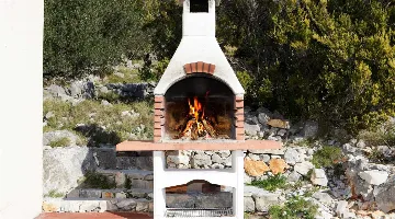 Vela Luka Air-Conditioned Villa with Private Pool