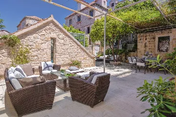 Historic 5-Bedroom Villa in Hvar with Spa Pool