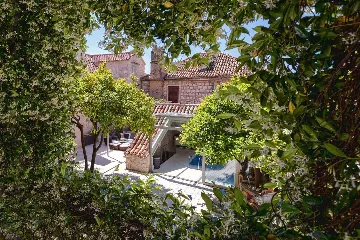 Historic 5-Bedroom Villa in Hvar with Spa Pool