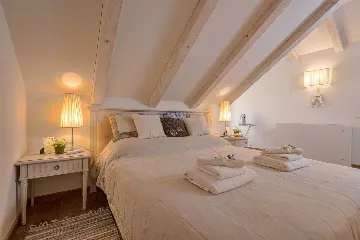 Historic 5-Bedroom Villa in Hvar with Spa Pool