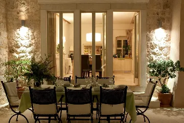 Historic 5-Bedroom Villa in Hvar with Spa Pool