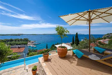 Villa with Heated Pool in Hvar for Up to 17 Guests