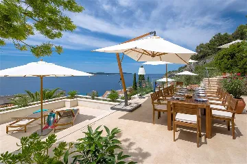 Villa with Heated Pool in Hvar for Up to 17 Guests
