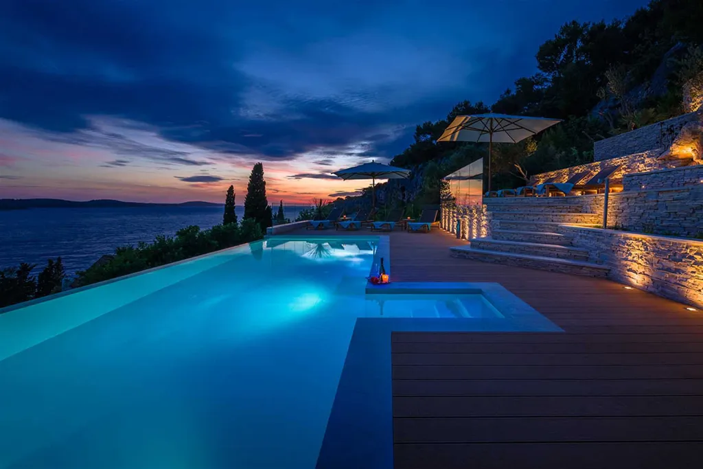 Villa with Heated Pool in Hvar for Up to 17 Guests