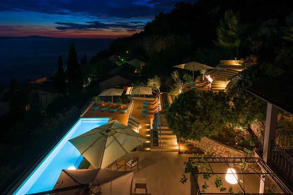 Villa with Heated Pool in Hvar for Up to 17 Guests