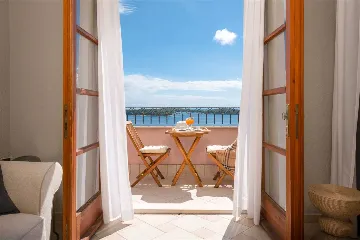 Villa with Heated Pool in Hvar for Up to 17 Guests