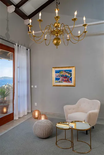 Villa with Heated Pool in Hvar for Up to 17 Guests