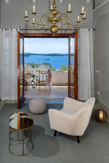 Villa with Heated Pool in Hvar for Up to 17 Guests