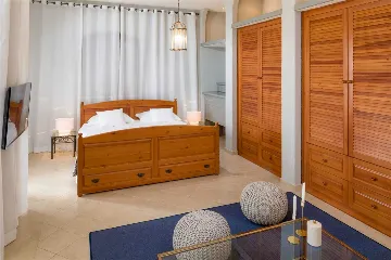 Villa with Heated Pool in Hvar for Up to 17 Guests