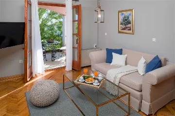 Villa with Heated Pool in Hvar for Up to 17 Guests