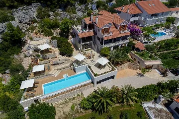 Villa with Heated Pool in Hvar for Up to 17 Guests