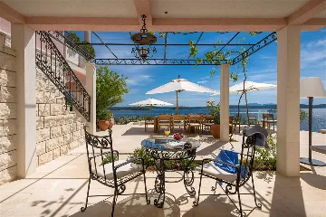 Villa with Heated Pool in Hvar for Up to 17 Guests
