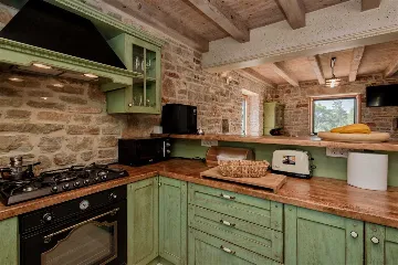 Air-Conditioned Villa with 26 m² Pool in Stari Grad