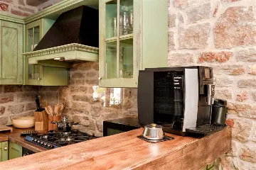 Air-Conditioned Villa with 26 m² Pool in Stari Grad