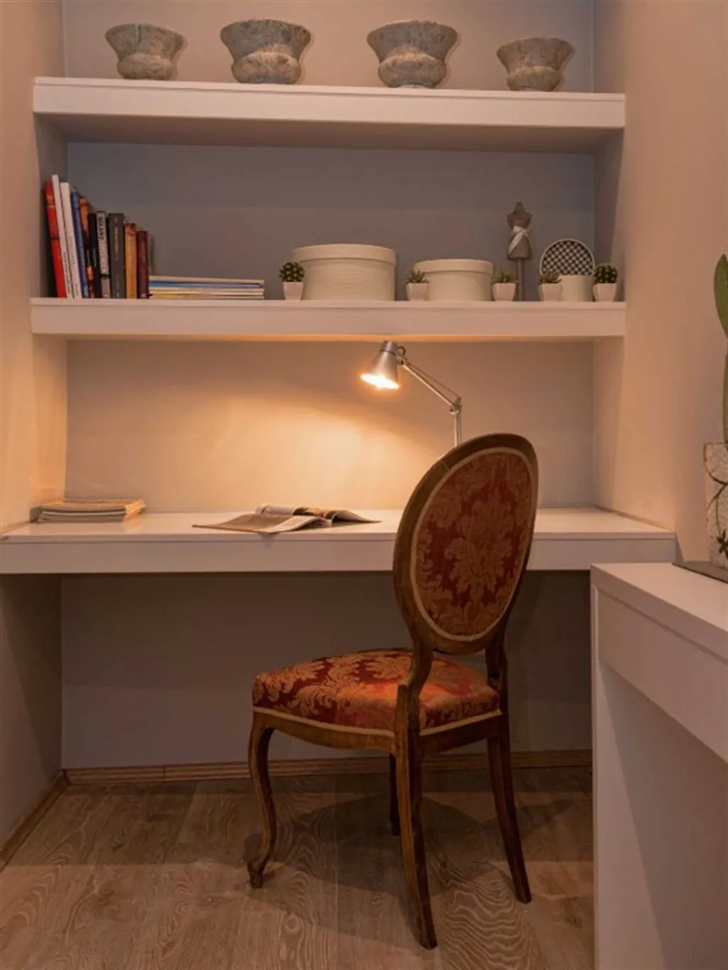 Historic 1-Bedroom Apartment in Hvar for 2
