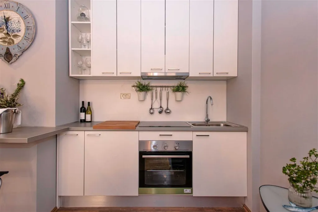 1-Bedroom Air-Conditioned Apartment in Hvar for 2