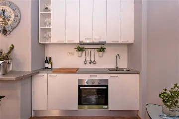 1-Bedroom Air-Conditioned Apartment in Hvar for 2