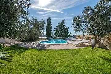 Villa with Pool in Šibenik for Up to 20 Guests