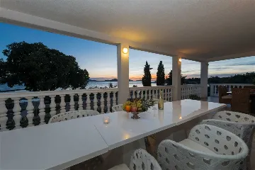 Villa with Pool in Šibenik for Up to 20 Guests