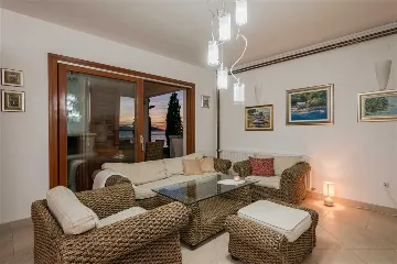 Villa with Pool in Šibenik for Up to 20 Guests