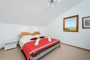 Villa with Pool in Šibenik for Up to 20 Guests