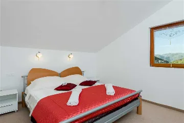 Villa with Pool in Šibenik for Up to 20 Guests