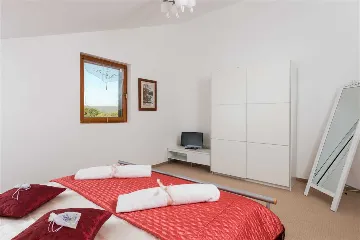 Villa with Pool in Šibenik for Up to 20 Guests