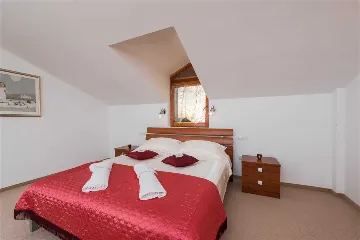 Villa with Pool in Šibenik for Up to 20 Guests