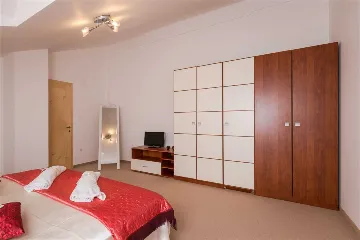 Villa with Pool in Šibenik for Up to 20 Guests