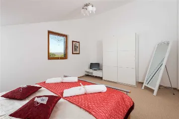 Villa with Pool in Šibenik for Up to 20 Guests