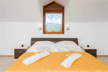 Villa with Pool in Šibenik for Up to 20 Guests