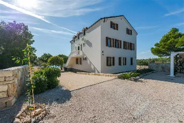 Villa with Pool in Šibenik for Up to 20 Guests