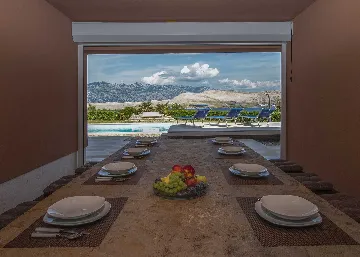 5-Bedroom Villa in Pag with Pool and Jacuzzi