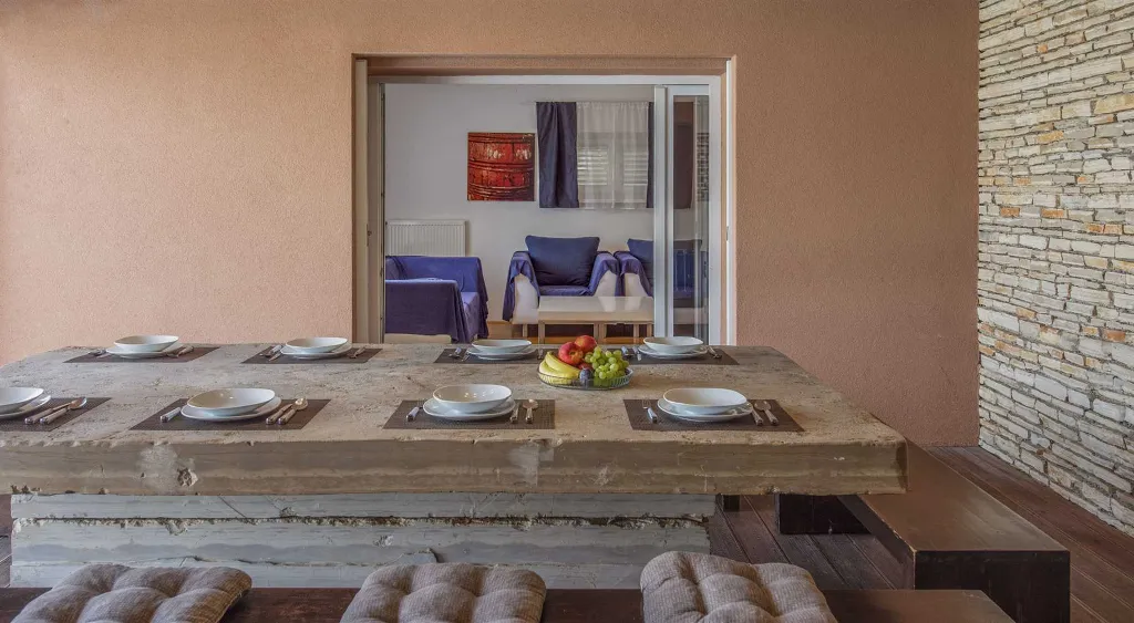 5-Bedroom Villa in Pag with Pool and Jacuzzi