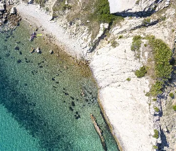 5-Bedroom Villa in Pag with Pool and Jacuzzi