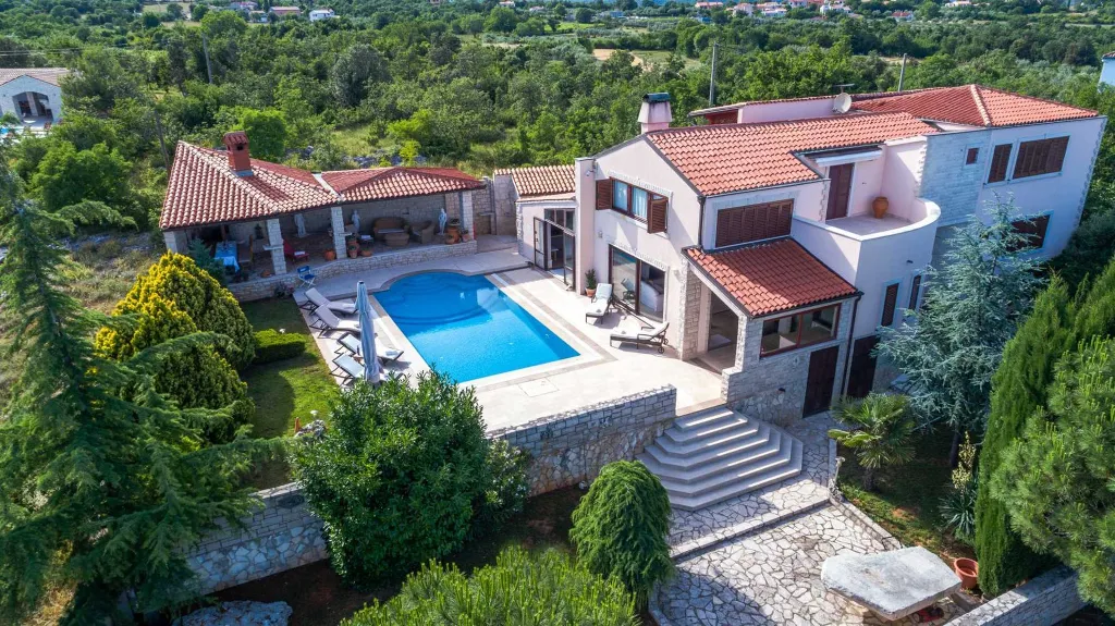 Rakalj 4-Bedroom Villa with Heated Pool (Up to 8)