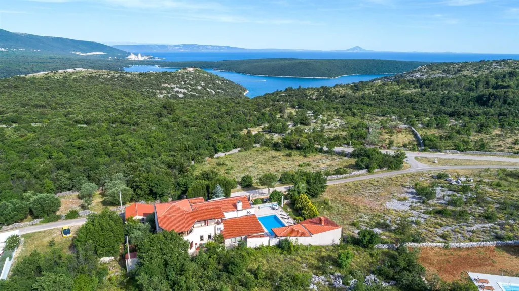 Rakalj 4-Bedroom Villa with Heated Pool (Up to 8)