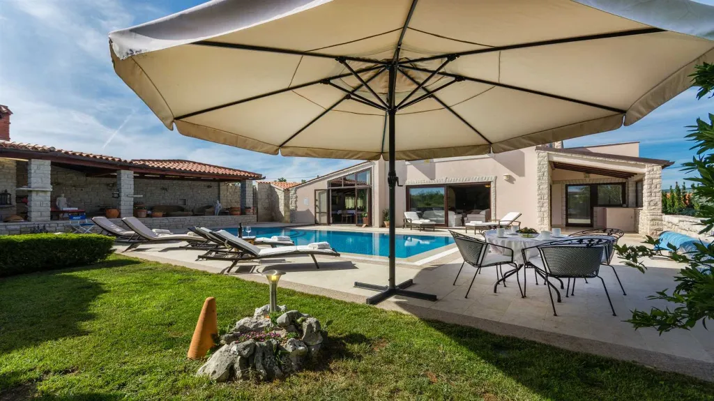 Rakalj 4-Bedroom Villa with Heated Pool (Up to 8)