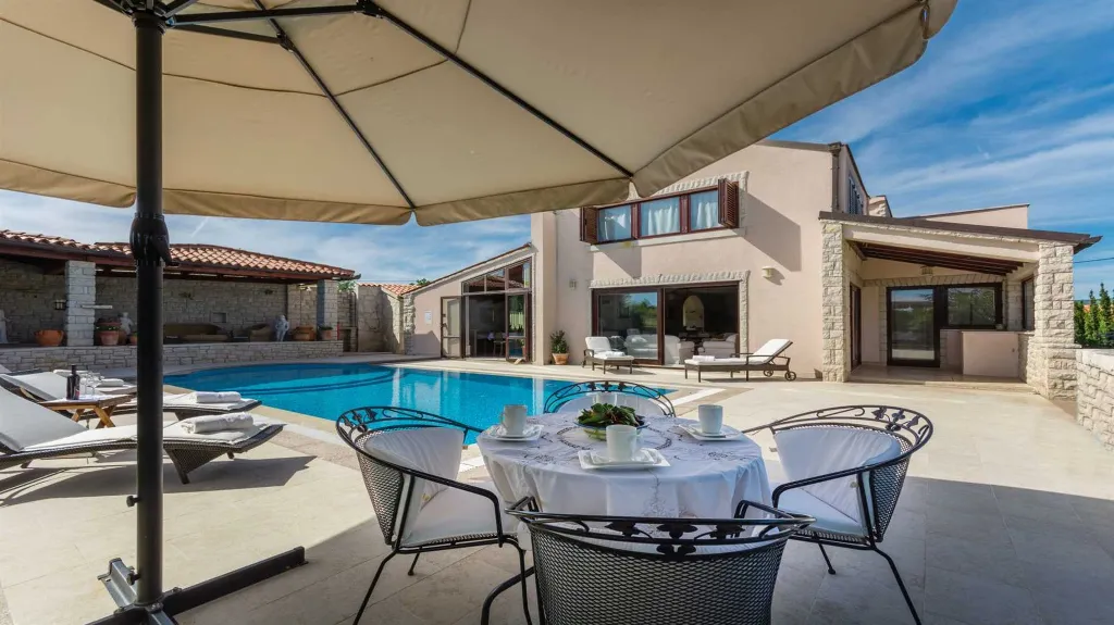 Rakalj 4-Bedroom Villa with Heated Pool (Up to 8)
