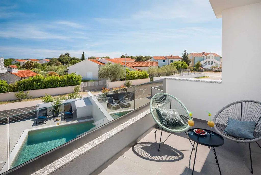 4-Bedroom Villa in Jadrija, Šibenik for 7 Guests