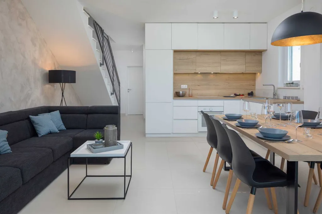 4-Bedroom Villa in Jadrija, Šibenik for 7 Guests