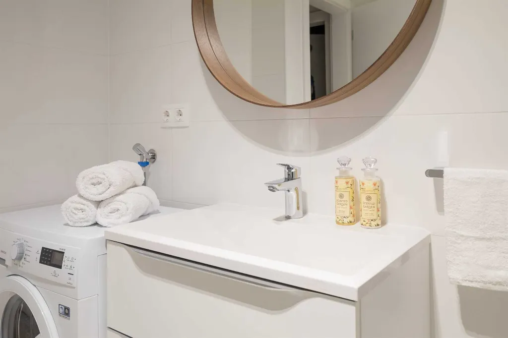 4-Bedroom Villa in Jadrija, Šibenik for 7 Guests