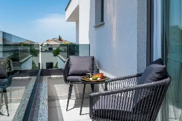 Villa with Private Pool in Šibenik (Sleeps 6)