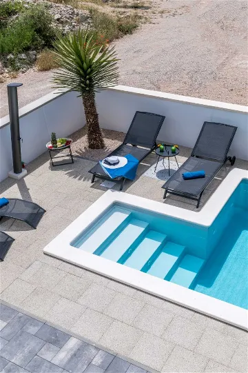 Villa with Private Pool in Šibenik (Sleeps 6)